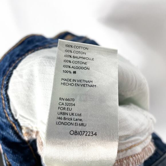 Free People Makai Cutoff Shorts Blue Frayed Denim Distressed We The Free Sz 24 - Picture 12 of 12